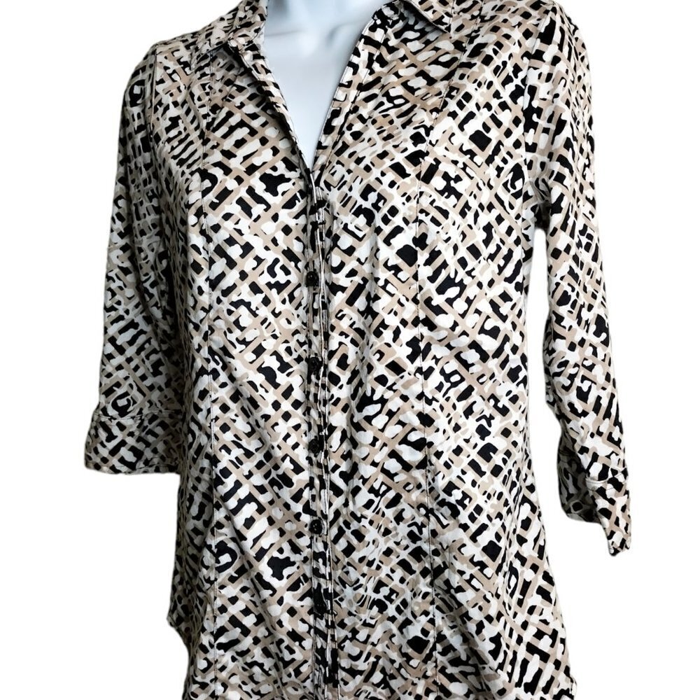 (353) Dana Buchman Button Front Abstract Print 3/4 Sleeve Top Size Small